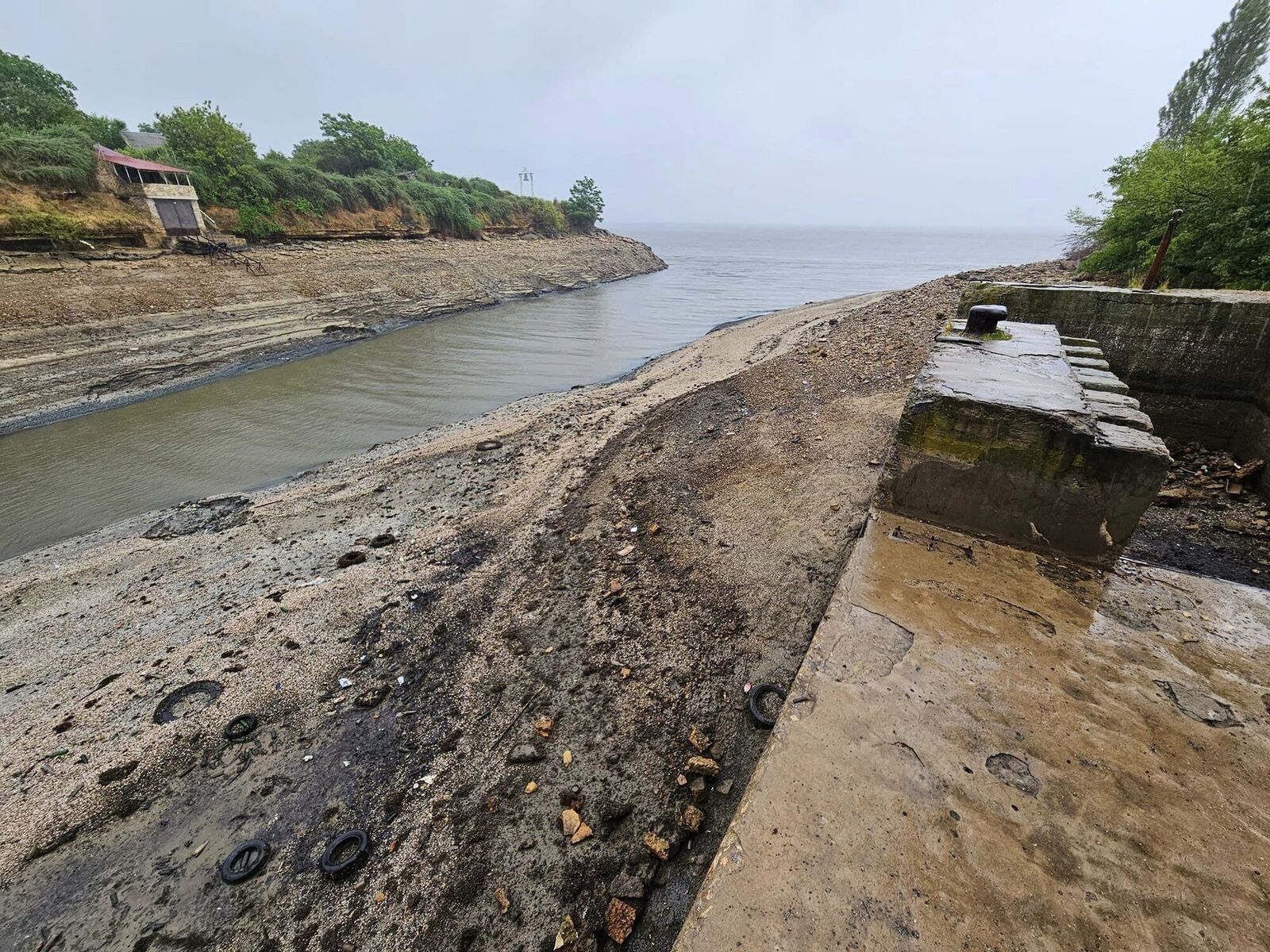 Висохле Каховське водосховище