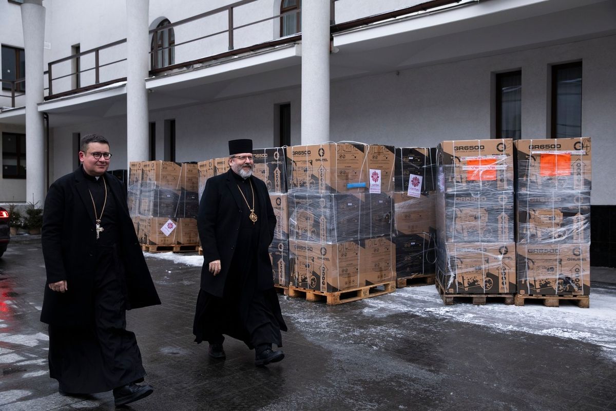 Дієва любов у холодній війні: як Церква зігріває Київ