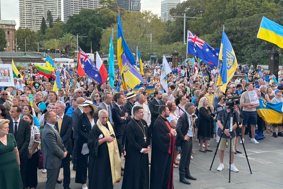 «Віра у перемогу мотивує нас до єдності»: у Сіднеї відбувся мітинг на підтримку України