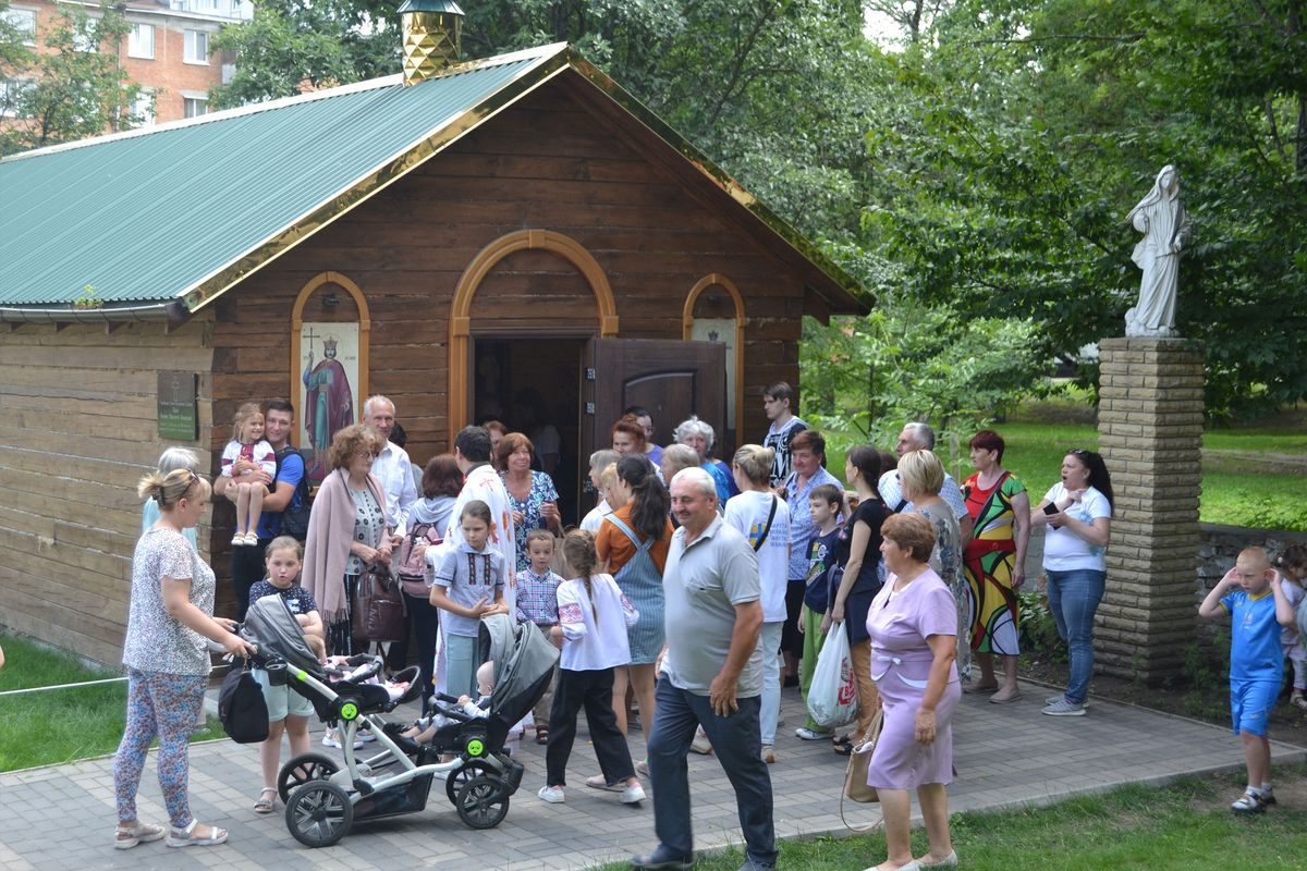 «Мудра справа» на парафії у м. Лубни: співпраця заради допомоги потребуючим