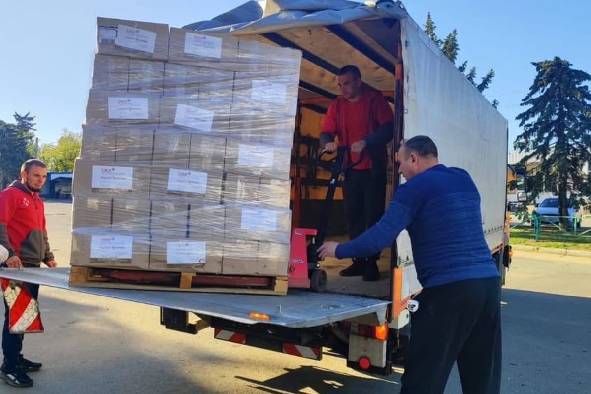 Патріарша фундація «Мудра справа» передала продуктові набори для потребуючих жителів Бериславщини