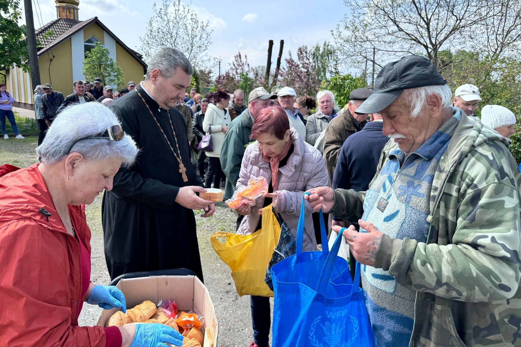 «Обіди, які зігрівають і тіло, і душу»: станьте учасником благодійного проєкту від «Мудрої справи»