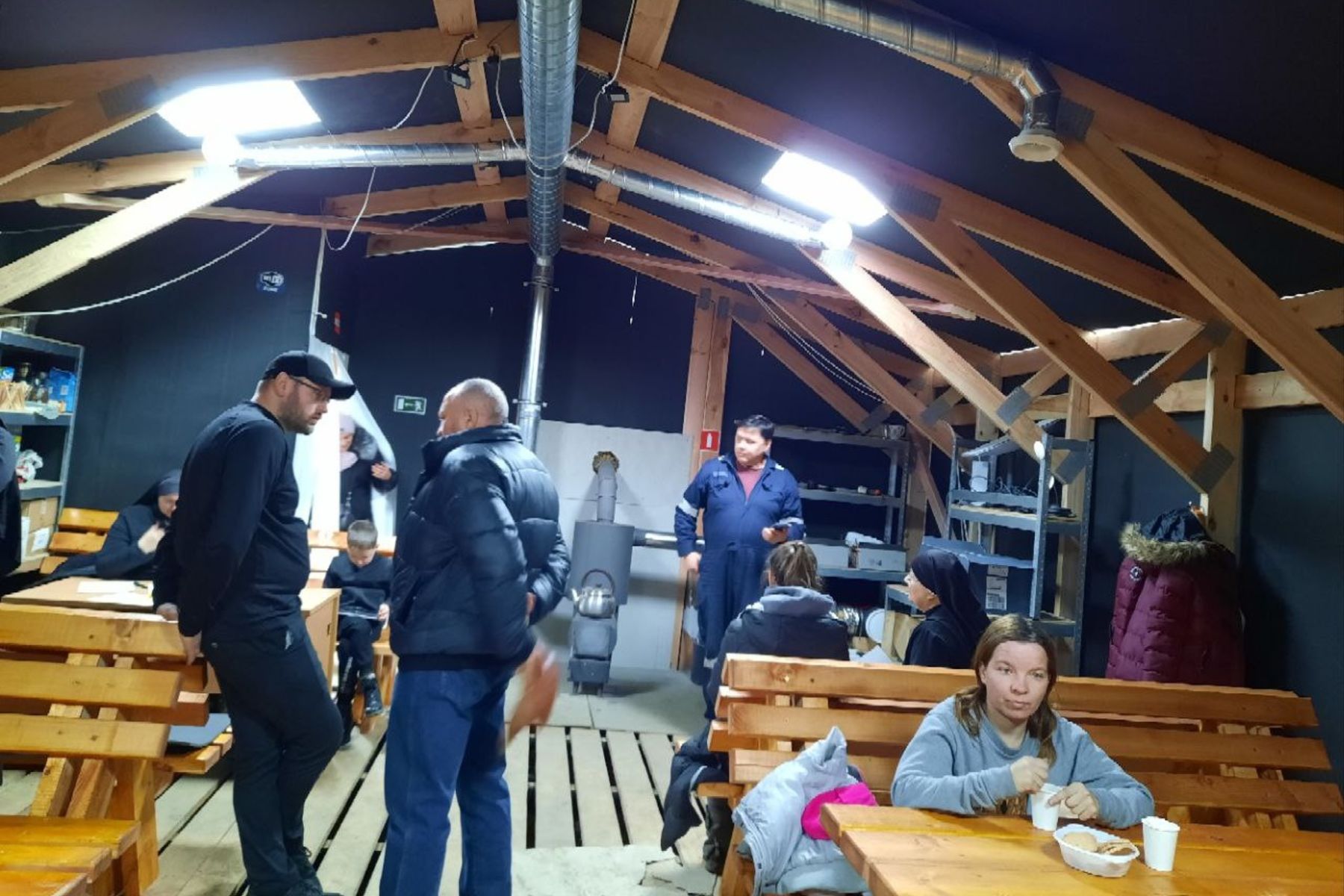 Пункт незламності від «Мудрої справи» в Одесі: тепло, що сильніше за темряву