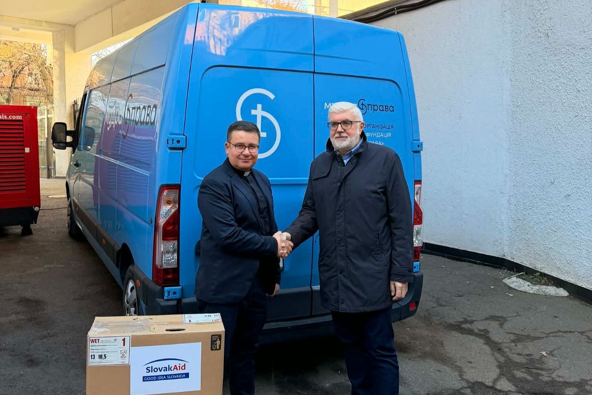 Патріарший економ УГКЦ подякував Послу Словаччини за чергову гуманітарну допомогу