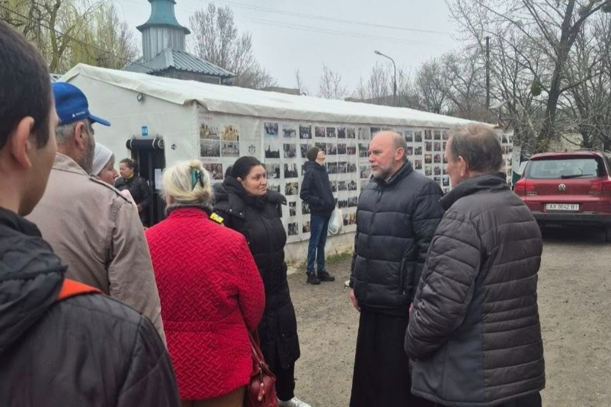 Єпископ Василь Тучапець зустрівся з багатодітними родинами організації «Фемелі»