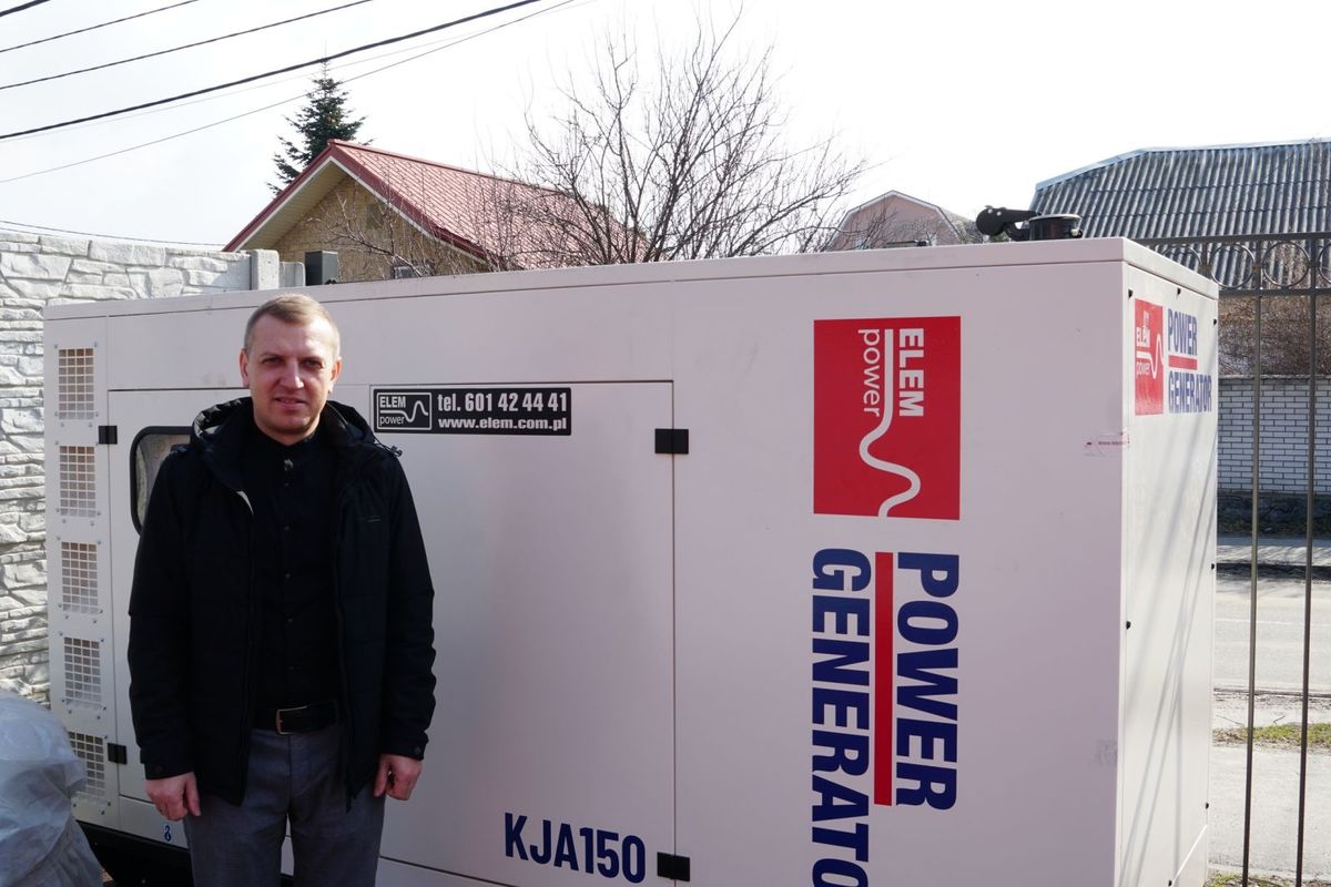 Патріарша фундація «Мудра справа» передала генератор Ліцею № 59 у Києві