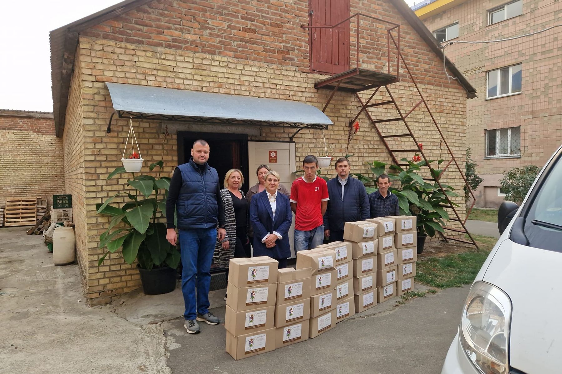 Medical clinics of Kyiv region received food packages