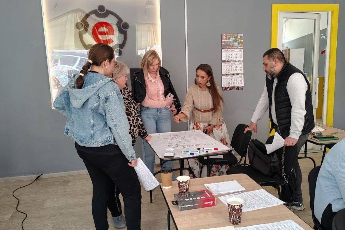 Кластери як драйвер економіки: у Самарі пройшов навчальний день у межах програми «Дія в Надії»