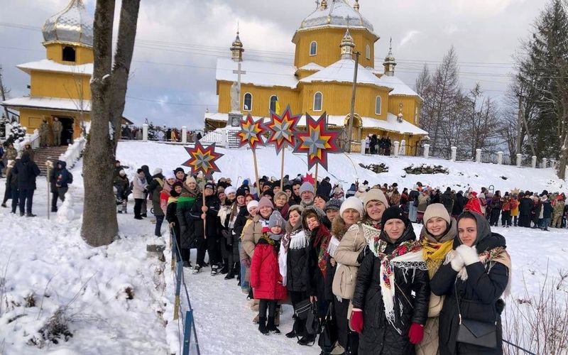Всеукраїнське свято вертепів «Різдвяні Пташки»